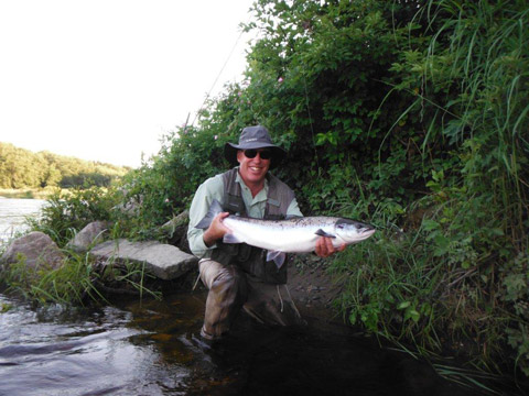 This is David Rance from the UK with a nice hen salmon taken on #6 Cascade