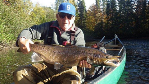 Dr. Scott Boley with a nice hook bill salmon.